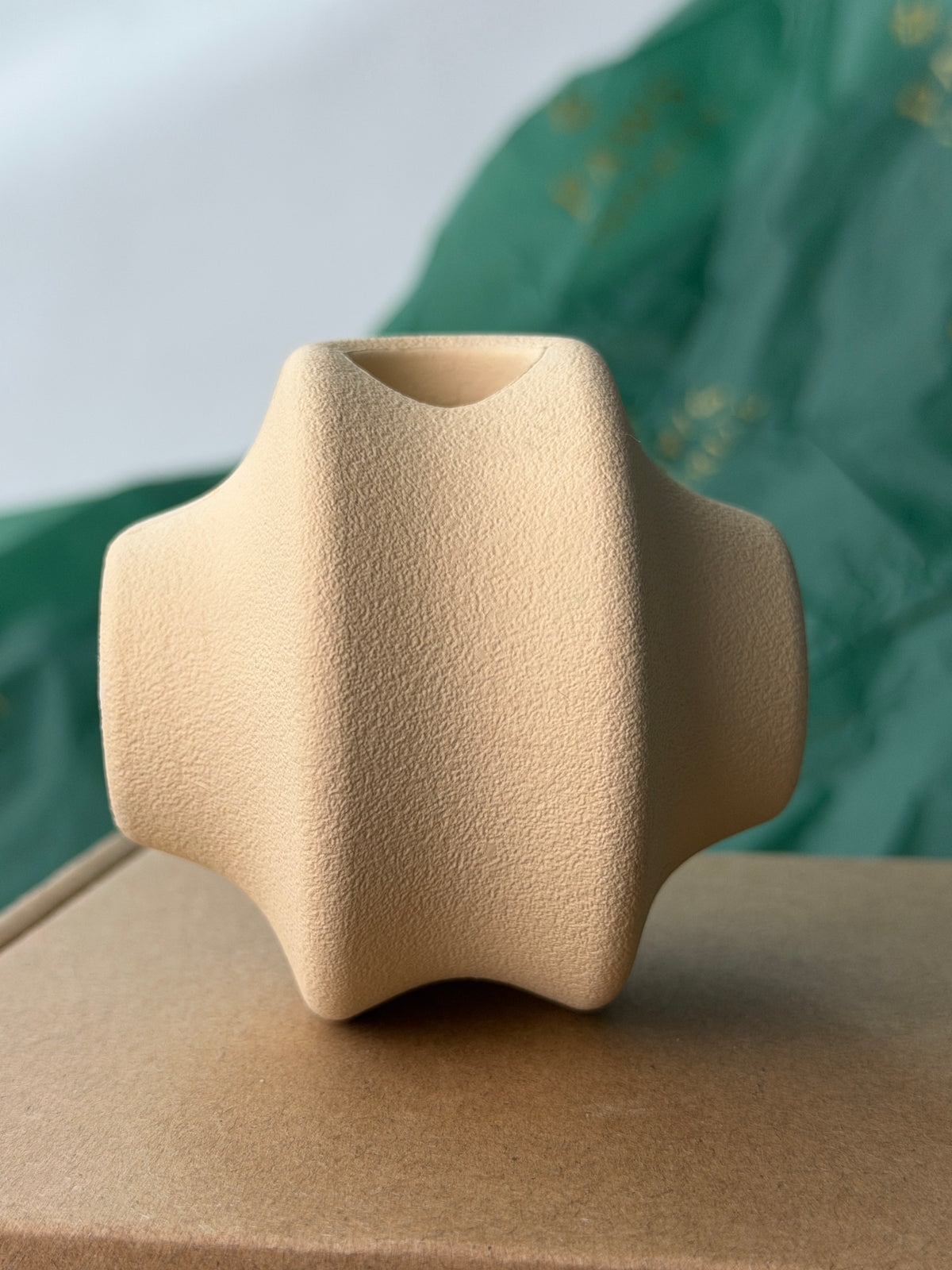 Cream Adventure Box — photo 2