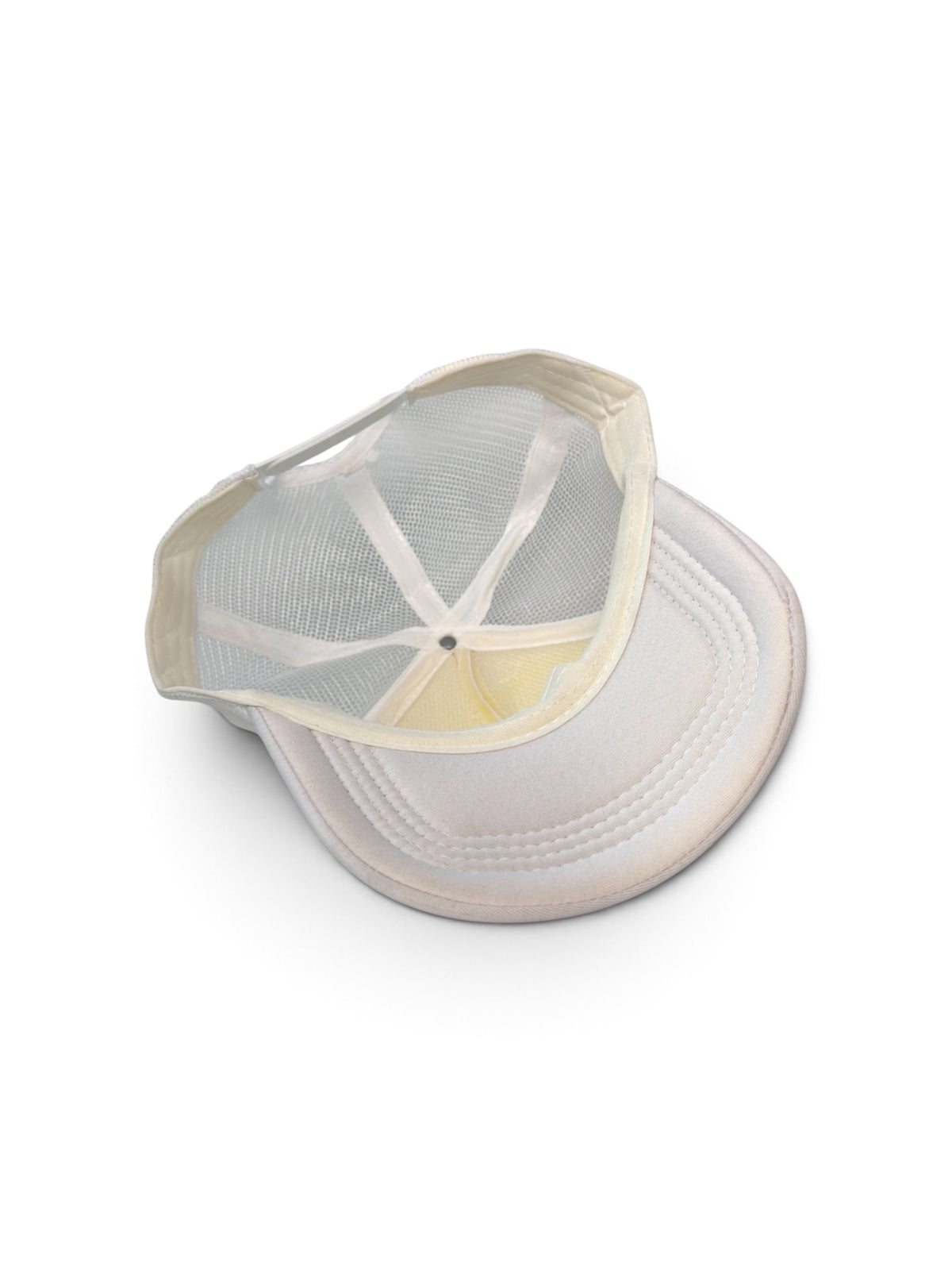 DOGS & MATCHA Trucker Cap — White — photo 6